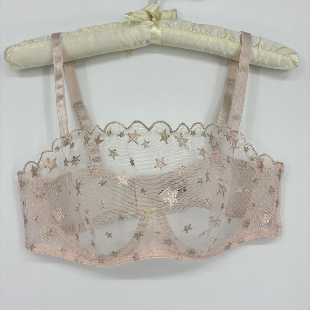 Sheer Star Embroidered Mesh Underwire Bra in Light Pink - Picture 2 of 9